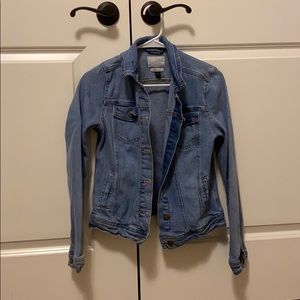 Universal threads jean jacket